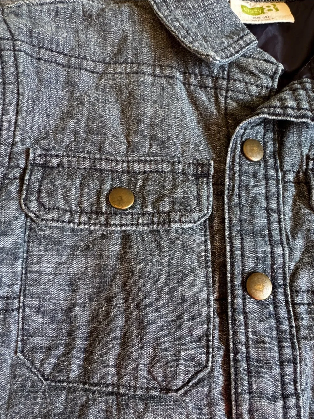 Crazy 8 button front